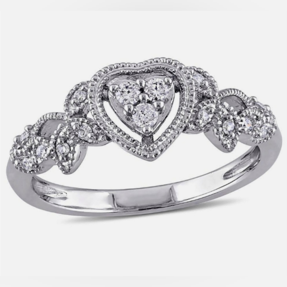 White gold ring